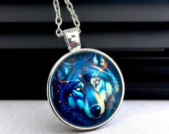 Glow-in-the-Dark Wolf Necklace: Eco-Resin Night Howler