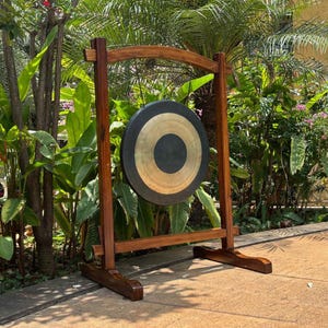 Sarveda Gong Stand