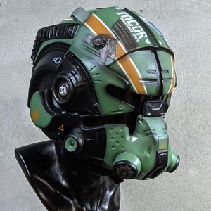 Titanfall 2 Pilot Helmet - Cosplay Helmet for Titanfall Costume - Durable Gaming Prop - Sci-Fi Replica for Collectors
