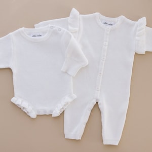 Ruffle Frill Cotton Knit Baby Romper: Newborn Outfit