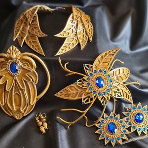 Triss Merigold&#39;s DLC dress jewelleries