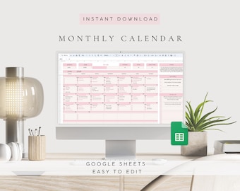 Puede incluir: Un monitor de computadora que muestra una plantilla de calendario mensual digital en tonos rosa y blanco. La pantalla muestra un diseño de cuadrícula con etiquetas de texto para fechas y tareas. Aparece el texto INSTANT DOWNLOAD, MONTHLY CALENDAR y GOOGLE SHEETS EASY TO EDIT.
