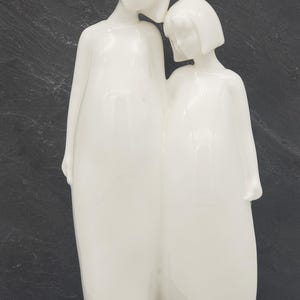 Royal Doulton Photos - Schwestern Figur England 1983 H.N. 3018 -Vintage
