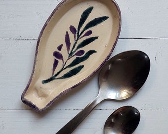 small spoon holder, ceramic spoon holder, ceramic spoon rest, ceramic spoon plate,pottery spoon rest, small spoon rest,