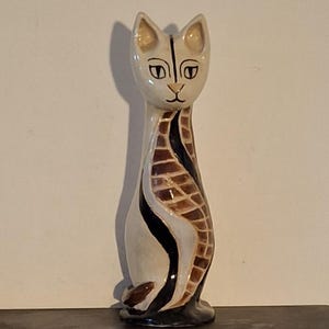 handmade ceramic cat, pottery cat décor, ceramic animal sculptural,  cat lovers gift, pottery cat statue