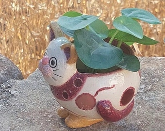 Small Pottery plant sculpture, Ceramic cat, cat décor, Succulent Planter, Cat lovers gift, Cat Planter Pot ,plant pot with drainge