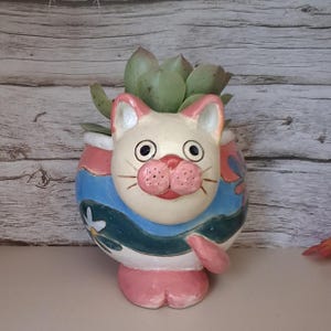 Handcrafted Ceramic Cat Planter, Ceramic cat, cat décor, Succulent Planter, Cat lovers gift, Cat Planter Pot, plant pot with drainage