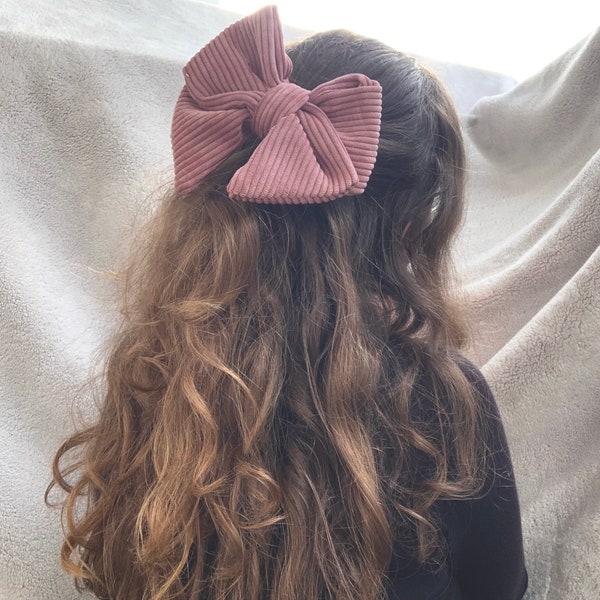 Barrette noeud velours cotelé rose poudre