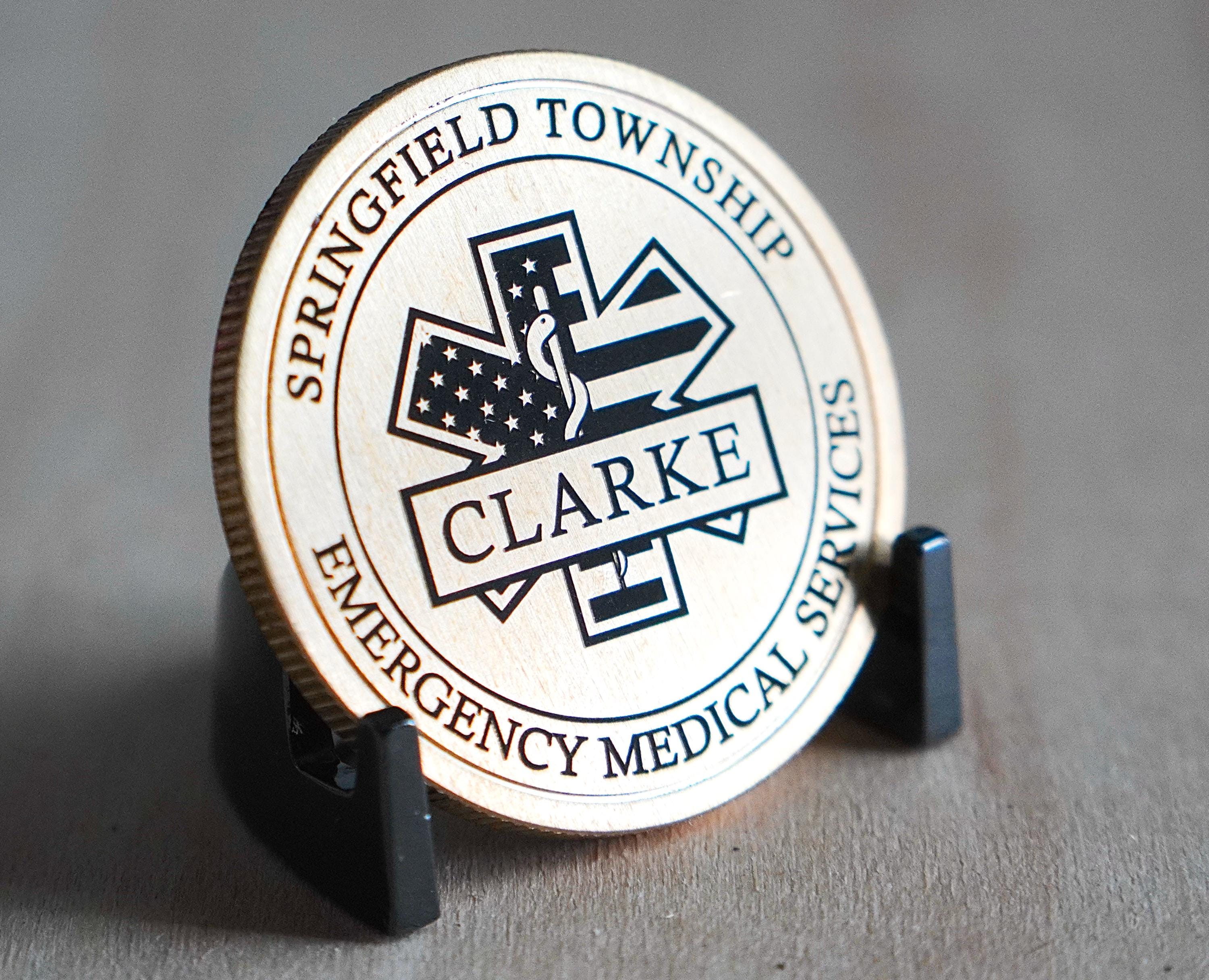 カスタムEMSチャレンジコイン、救急隊員への刻印入り真鍮ギフト、パーソナライズされた救急医療サービス、卒業または退職ギフト、ホワイトライン -  Etsy 日本 EMS 救急医療 救急医療 チャレンジコイン