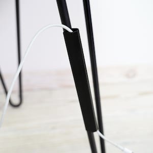 Cache-câbles pour pieds en épingle à cheveux, 2 PCS