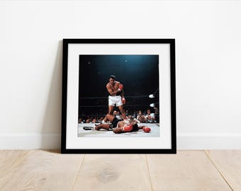 Impresión enmarcada de Muhammad Ali vs. Sonny Liston: fotografía artística de boxeo vintage enmarcada con paspartú