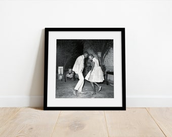 Nuit de Noël series | Malick Sidibé's photo | Happy Club print | Mounted & Framed print