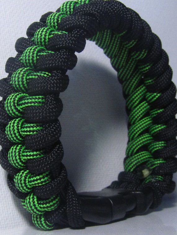 Black W/green Stripes Knot Raid Paracord Bracelet W/hidden Key Inside  Buckle -  Canada