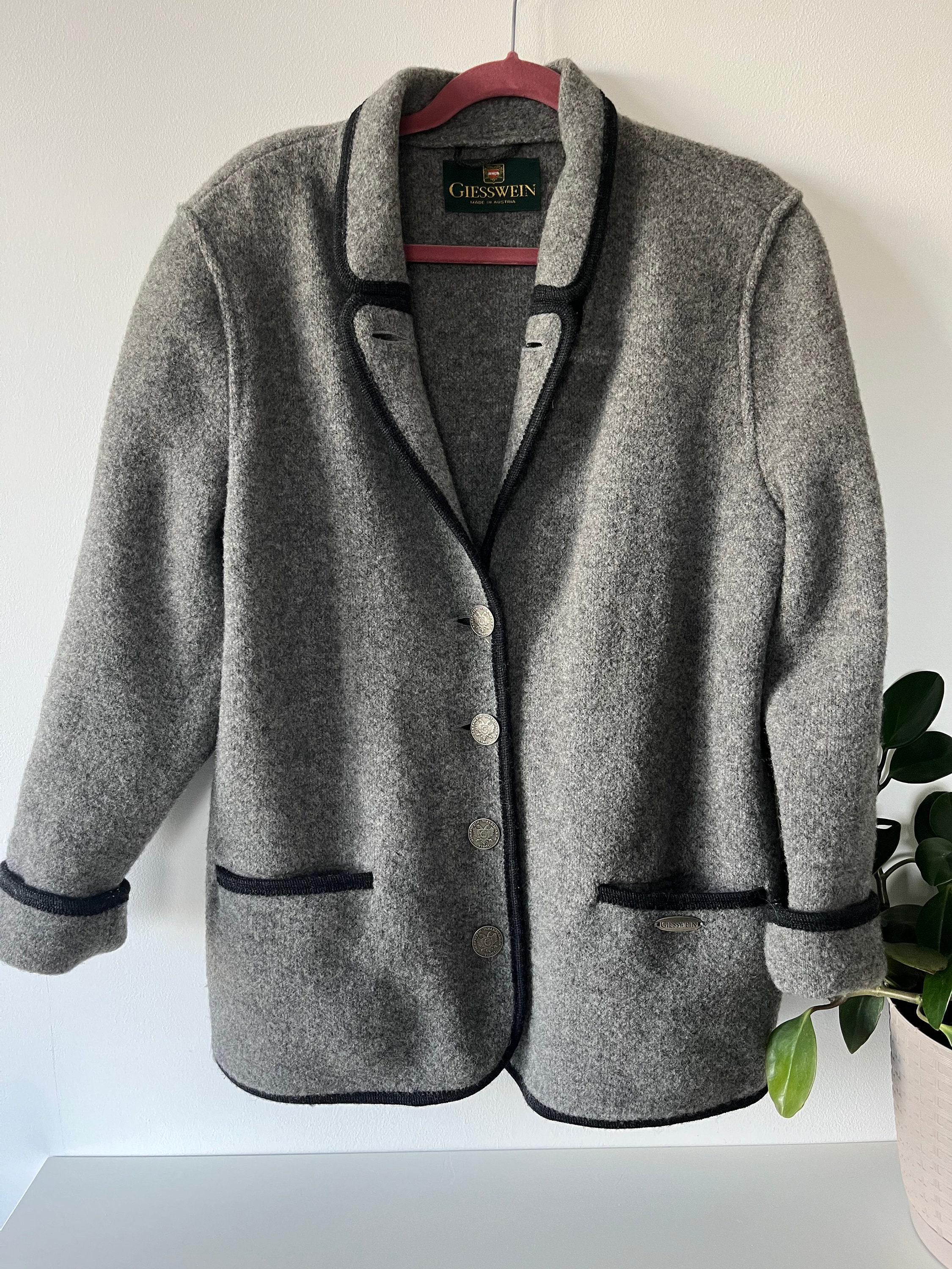 Giesswein abbigliamento shop
