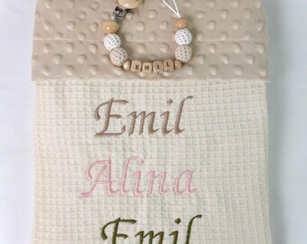 Baby Pique plush blanket with pacifier chain and desired name