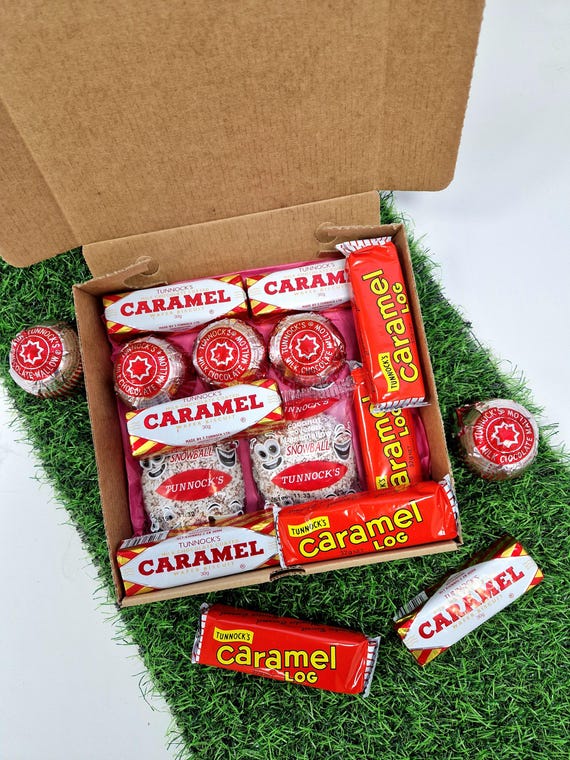Personalized Tunnocks Scottish Treat Box, Caramel Wafer, Teacakes Gift, Scottish gift box, Scottish Birthday, foodie gifts, corporate gifts