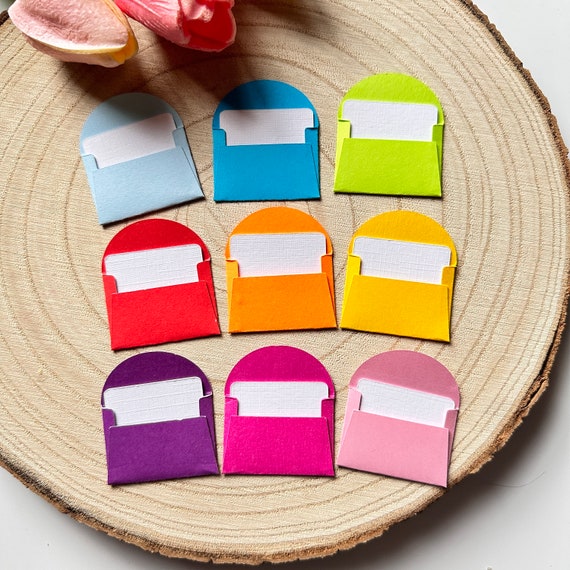 10 Mini envelopes and blank cards, tiny love notes, thank you messages for friend, paper wedding favours, Valentine's Day miniature gifts