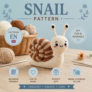 Peut inclure: Un modèle de crochet représentant un escargot au corps crème avec une coquille rayée marron et crème. L'image contient les textes suivants : SNAIL PATTERN, PATTERN EN, DIY FUN & ADORABLE, BEGINNER FRIENDLY, FUN TO MAKE, PERFECT GIFT, BRING CUTENESS TO LIFE, et CROCHET CREATE LOVE.