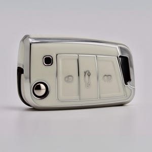 Volkswagen/ Seat/ Skoda Premium Key Cover (White/ Silver) - Golf - Polo - Scirocco - Transporter - Ibiza - Octavia - Superb - California
