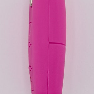 Side of Pink key cover on Volkswagen/ Seat/ Skoda key fob.