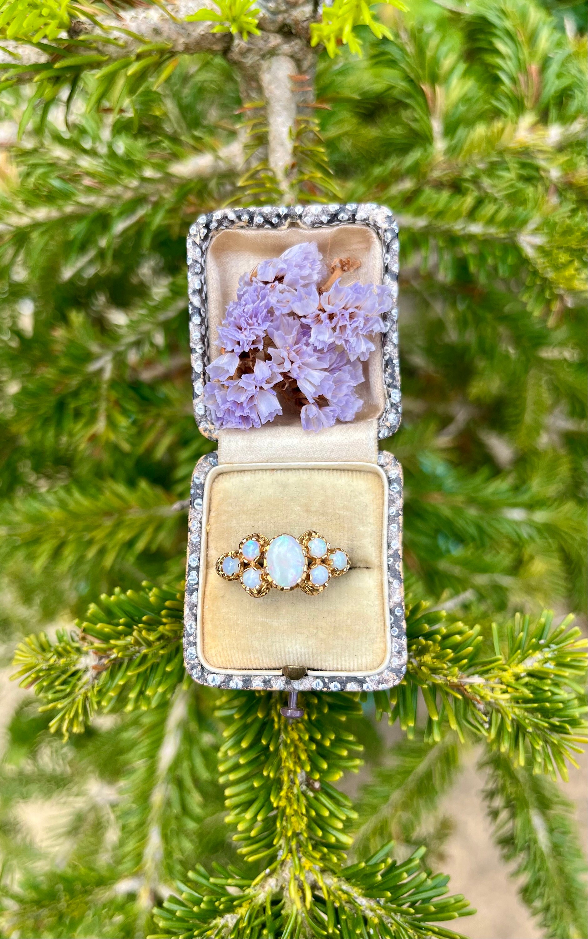 Vintage 9ct Gold Opal Ring: Ornate 1973 Statement Piece, UK Size M1/2