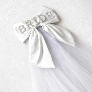 Personalised Bridal Veil for Hen Party | Pearl Veil | Lace Veil | Bride Accessories| Bride Bow | Wedding hair bow | pearl bride veil