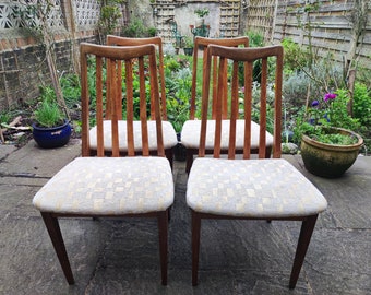 G Plan teak chairs, set of 4, 70s magic, beautiful and sturdy form