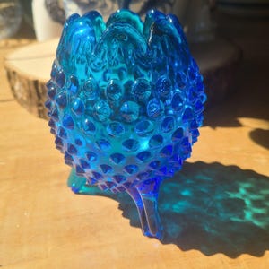 Vintage Fenton Colonial Blue Three Footed Egg Shaped Vase Hobnail 5&quot; Glass
