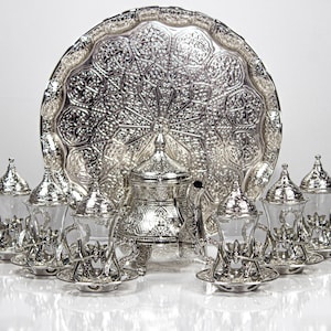 Turkiskt teset för 6 personer med bricka och tekanna – Zamak-metallglaskoppar – Traditionellt serveringsset