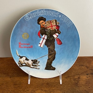 Vintage Norman Rockwell Plate Christmas 1981 | Wrapped Up in Christmas | Edwin M Knowles Rockwell Society of America