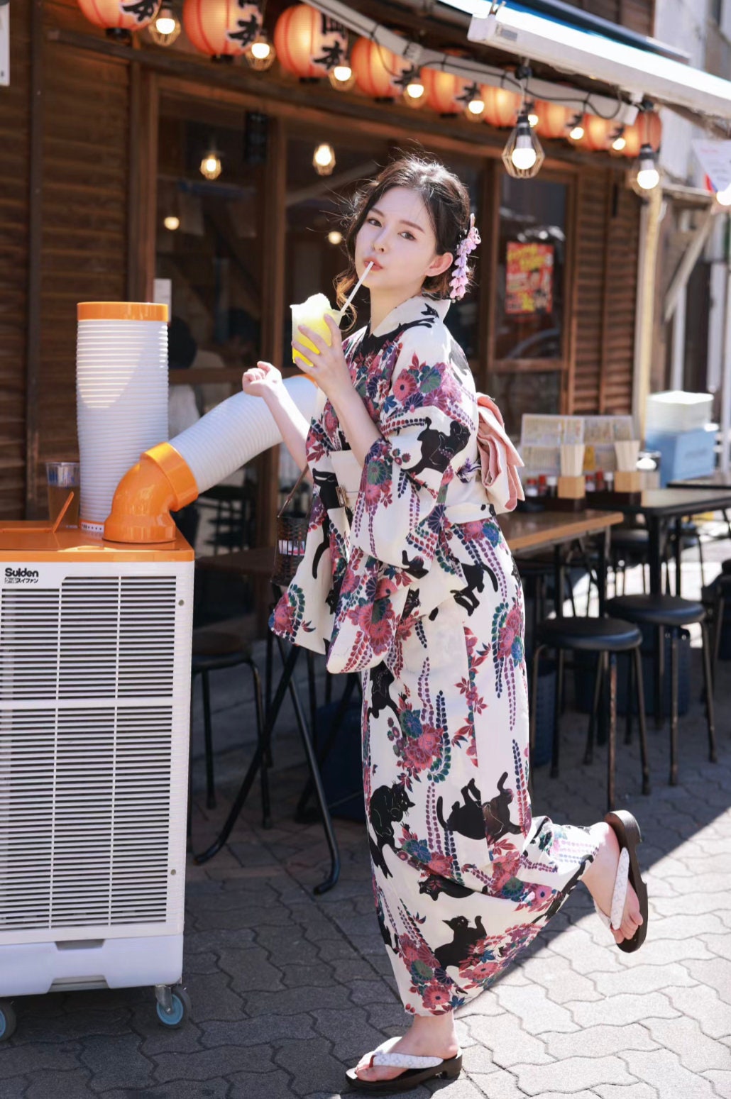 Japanese Traditional Yukata With Cute Kitten Patterns Summer -  Denmark