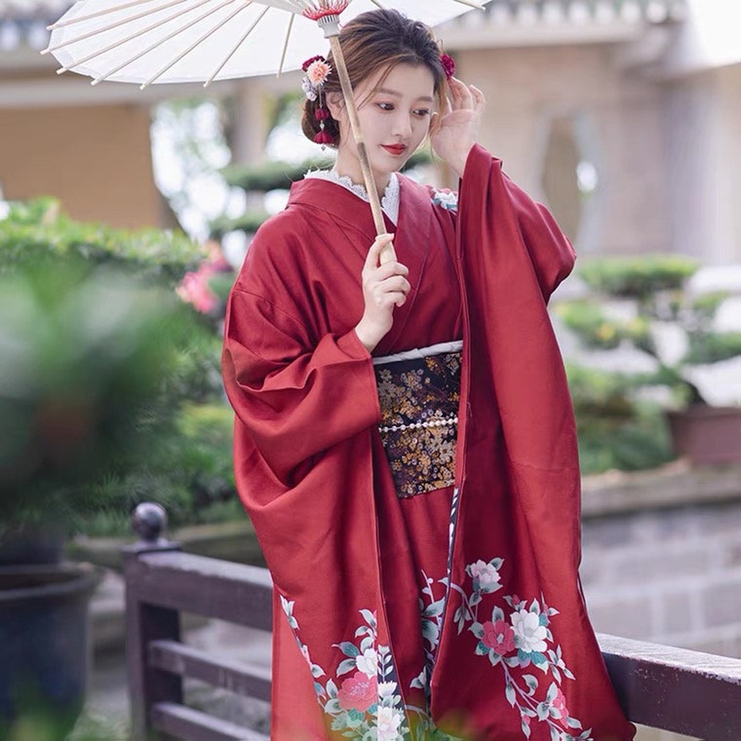 Red Japanese Furisode Kimono / Japanese Women Kimono /easy - Etsy
