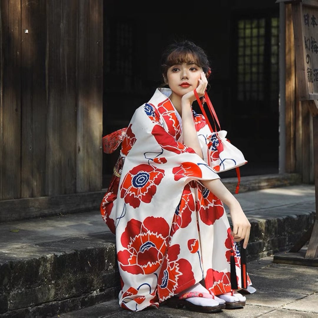 Japanese Women Kimono / Easy Wear Kimono - Etsy