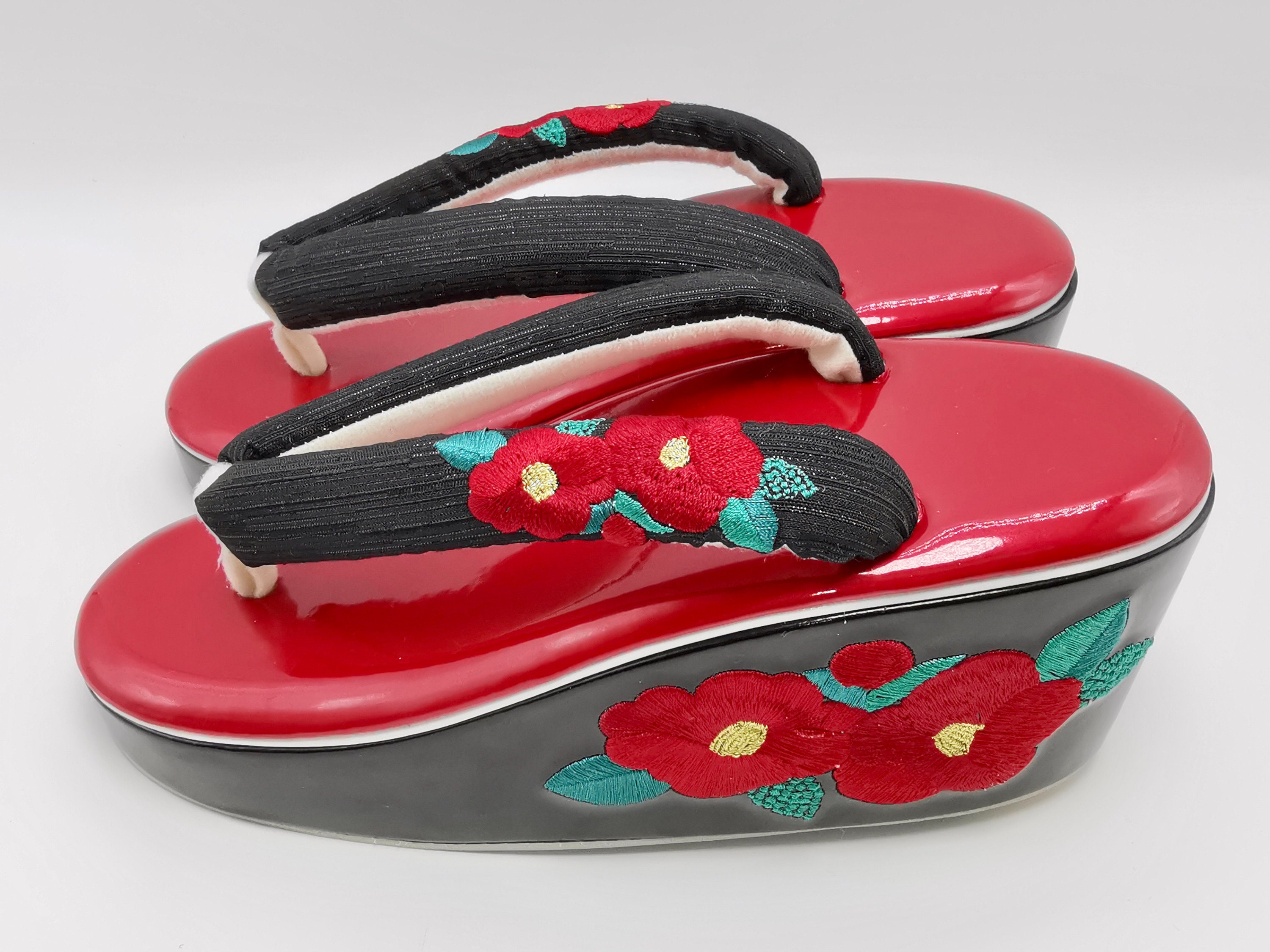 Japanese Sandals Zori And Kimono Bag Stock Illustration - Download