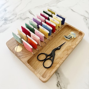 Porte-accessoires de broderie pour bobines de fil, cartes de bobines, organisateur de fil avec aimant pour aiguille, accessoires pour broderie, idéal pour le fil DMC