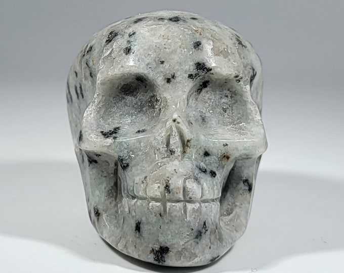 2" Kiwi Jasper Skull Carving