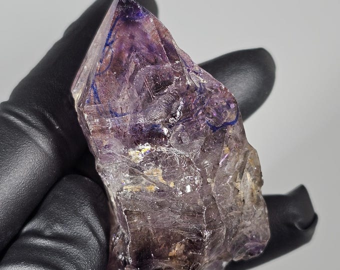 Enhydro Super 7 Specimen 3 Small Bubbles