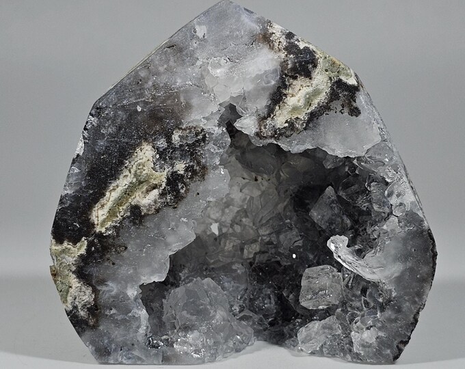 Druzy Geode Tower