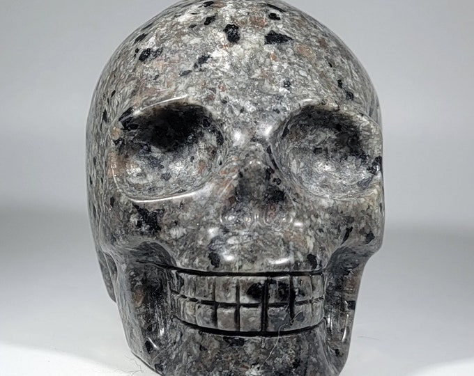 Yooperlite Skull Carving UV Reactive
