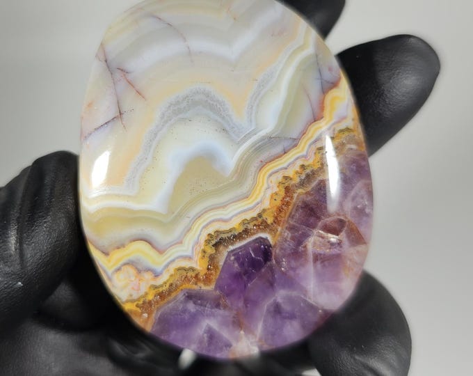 Amethyst Lace Agate Palm Stone