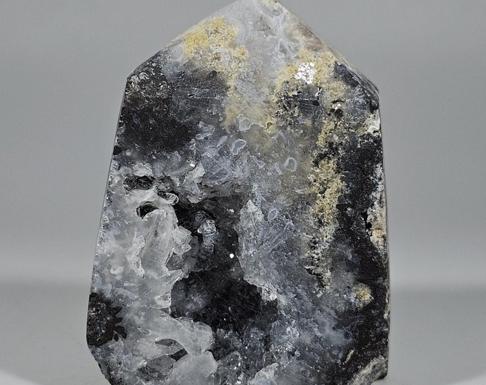 Druzy Geode Tower