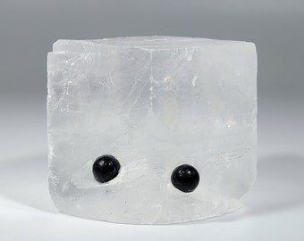 Optical Calcite Pet Rock Carving