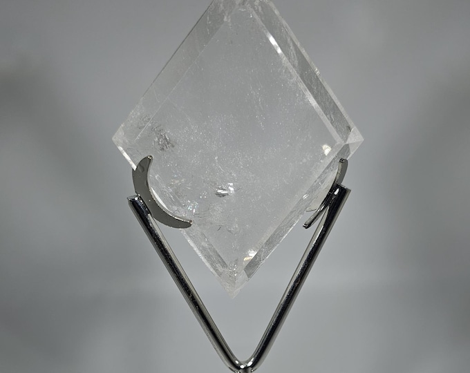 Clear Quartz Diamond With Stand