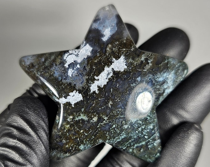 Moss Agate Star Palm Stone