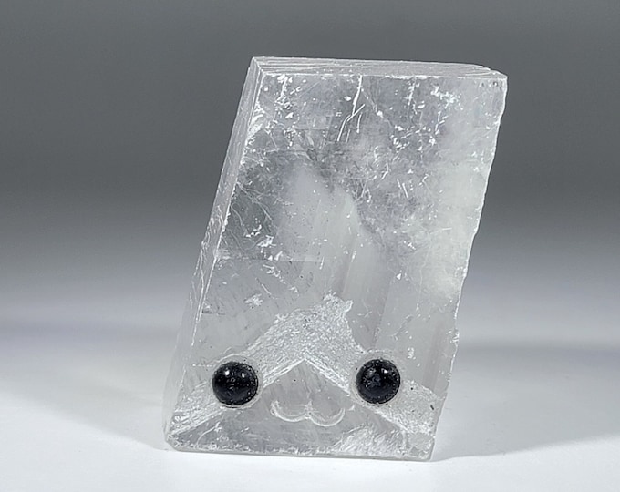 Optical Calcite Pet Rock Carving
