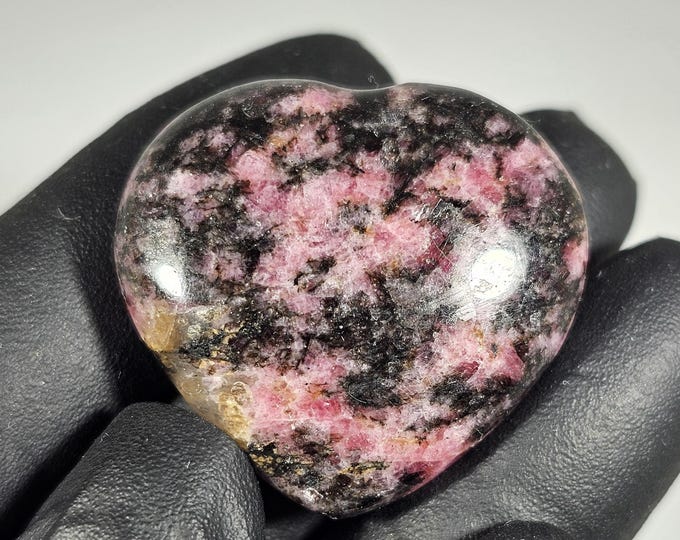 1" Rhodonite Heart Palm Stone