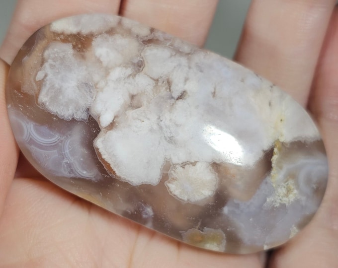 Cherry Flower Agate Palm Stone