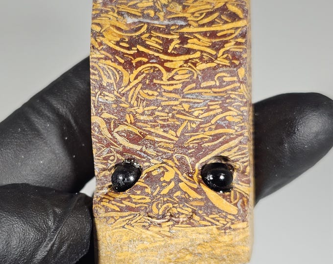 Calligraphy Jasper Pet Rock Carving