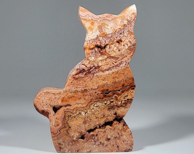 2.5" Pink Lace Agate Cat Carving