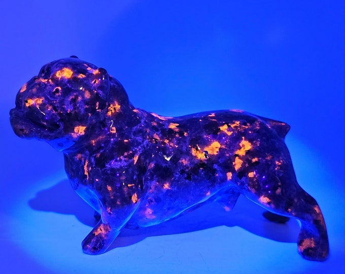 Yooperlite Bulldog Carving